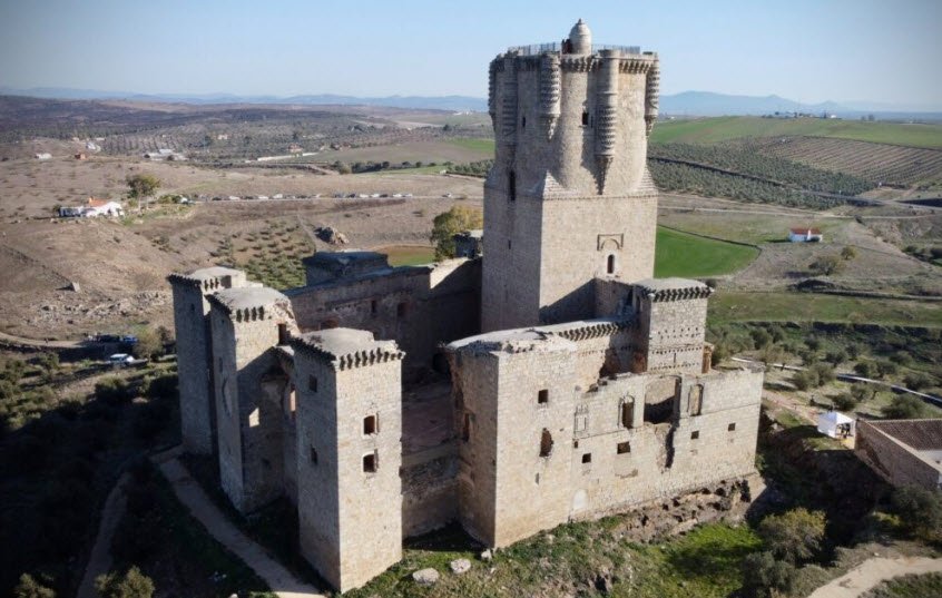 Castillo de Los Sotomayor Zuñiga Y Madroñiz, Spain